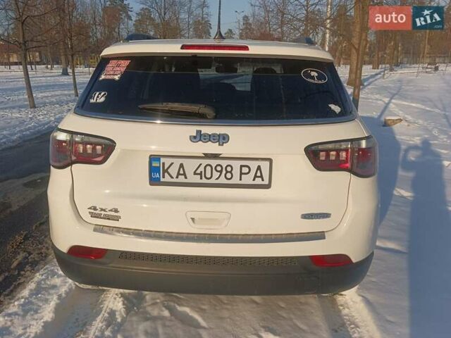Белый Джип Компас, объемом двигателя 2.4 л и пробегом 96 тыс. км за 16800 $, фото 4 на Automoto.ua