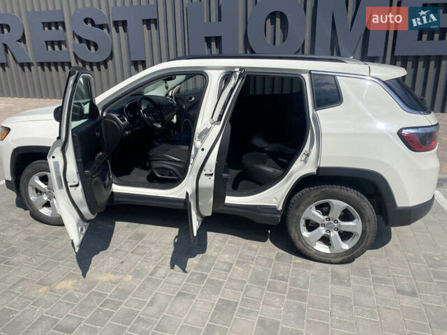 Білий Джип Compass, об'ємом двигуна 2.36 л та пробігом 91 тис. км за 17300 $, фото 5 на Automoto.ua