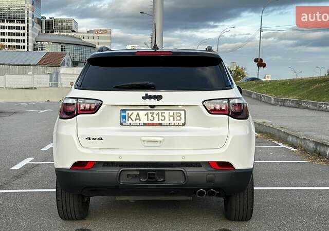 Белый Джип Компас, объемом двигателя 2.36 л и пробегом 57 тыс. км за 20000 $, фото 1 на Automoto.ua