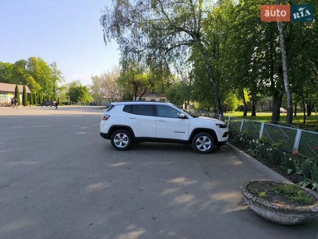Білий Джип Compass, об'ємом двигуна 2.36 л та пробігом 39 тис. км за 17900 $, фото 3 на Automoto.ua