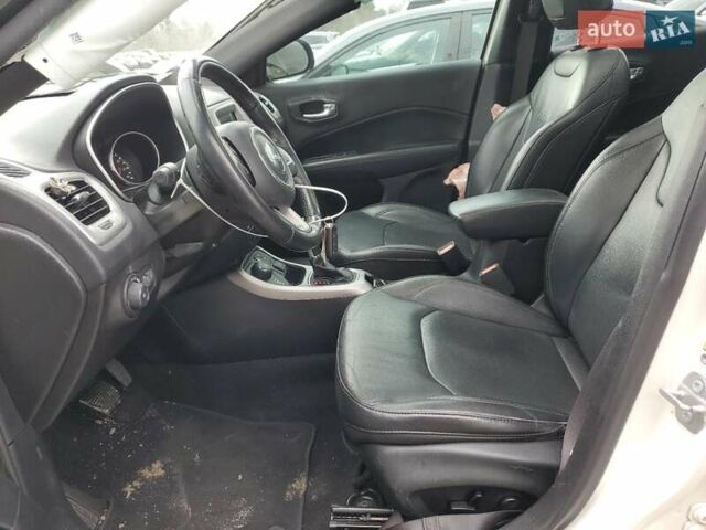 Белый Джип Компас, объемом двигателя 2.36 л и пробегом 80 тыс. км за 3000 $, фото 6 на Automoto.ua