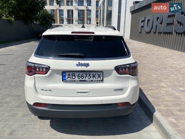 Білий Джип Compass, об'ємом двигуна 2.36 л та пробігом 91 тис. км за 17300 $, фото 1 на Automoto.ua