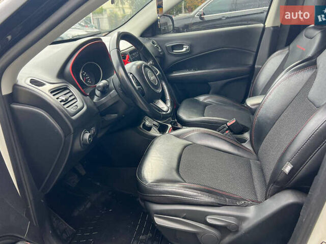 Белый Джип Компас, объемом двигателя 2.36 л и пробегом 105 тыс. км за 17500 $, фото 10 на Automoto.ua