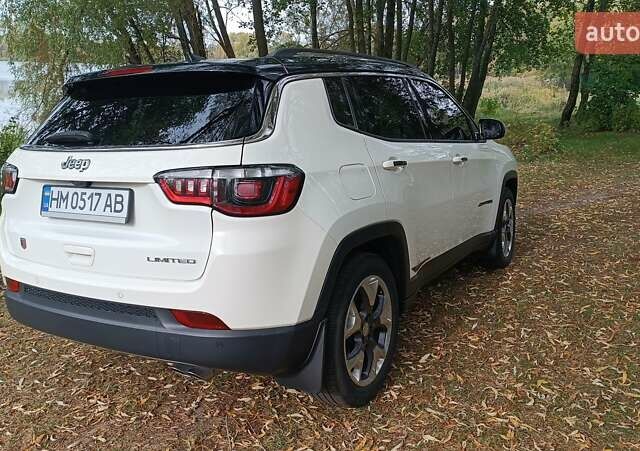 Білий Джип Compass, об'ємом двигуна 2.36 л та пробігом 46 тис. км за 16000 $, фото 2 на Automoto.ua