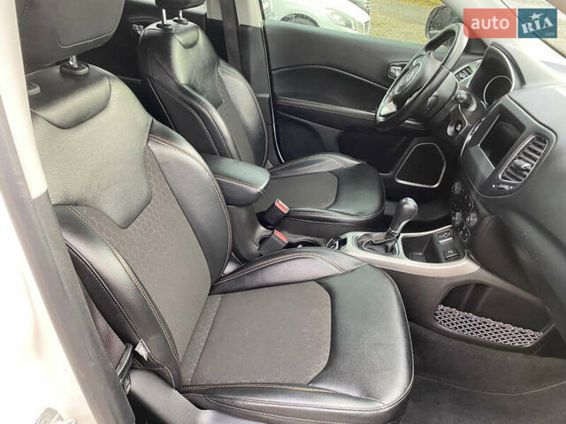 Білий Джип Compass, об'ємом двигуна 2.36 л та пробігом 34 тис. км за 18450 $, фото 21 на Automoto.ua