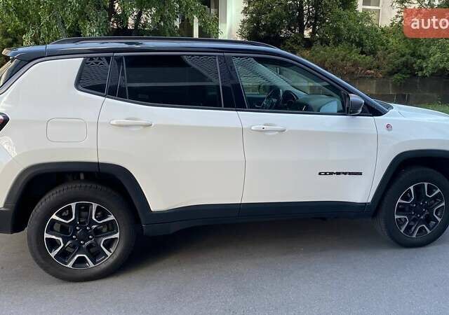 Білий Джип Compass, об'ємом двигуна 2.36 л та пробігом 137 тис. км за 14400 $, фото 4 на Automoto.ua