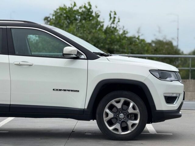 Білий Джип Compass, об'ємом двигуна 2.4 л та пробігом 59 тис. км за 16400 $, фото 4 на Automoto.ua