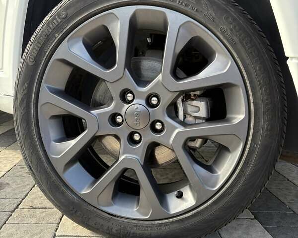 Белый Джип Компас, объемом двигателя 2.36 л и пробегом 63 тыс. км за 18500 $, фото 25 на Automoto.ua