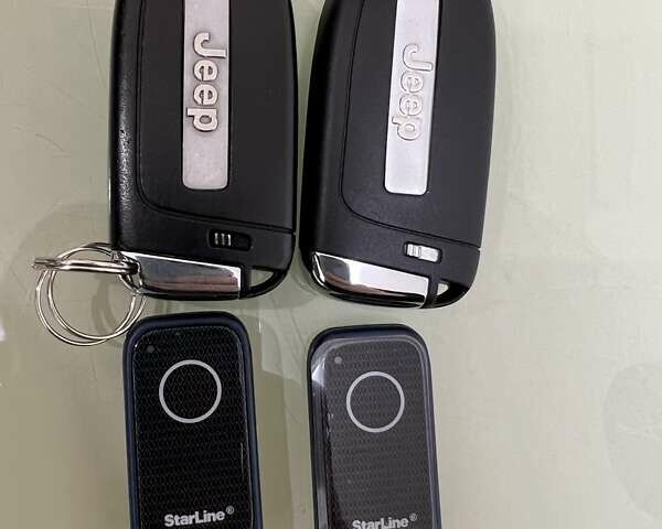 Білий Джип Compass, об'ємом двигуна 2.36 л та пробігом 67 тис. км за 19999 $, фото 43 на Automoto.ua