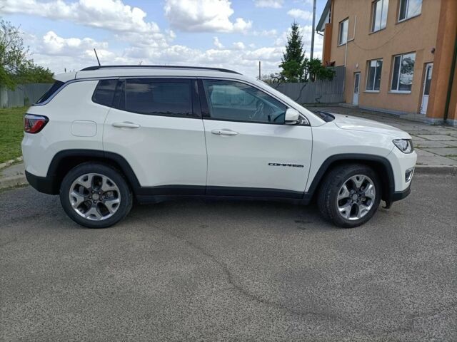 Белый Джип Компас, объемом двигателя 2.4 л и пробегом 105 тыс. км за 16450 $, фото 3 на Automoto.ua