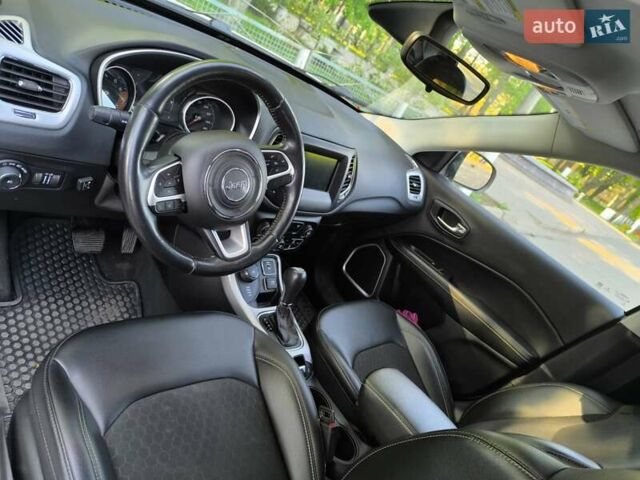 Білий Джип Compass, об'ємом двигуна 2.36 л та пробігом 39 тис. км за 17900 $, фото 12 на Automoto.ua