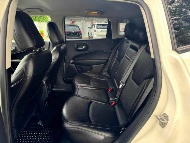 Белый Джип Компас, объемом двигателя 2.4 л и пробегом 37 тыс. км за 3500 $, фото 9 на Automoto.ua