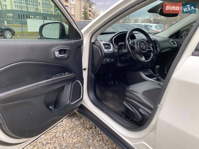 Білий Джип Compass, об'ємом двигуна 2.36 л та пробігом 34 тис. км за 18450 $, фото 13 на Automoto.ua