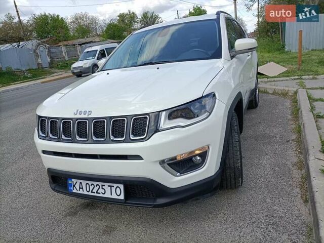 Белый Джип Компас, объемом двигателя 2.36 л и пробегом 105 тыс. км за 16400 $, фото 1 на Automoto.ua