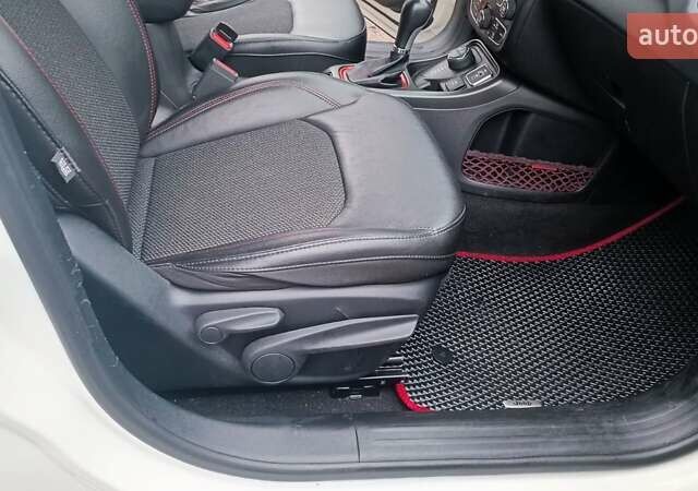 Білий Джип Compass, об'ємом двигуна 2.36 л та пробігом 112 тис. км за 17500 $, фото 28 на Automoto.ua