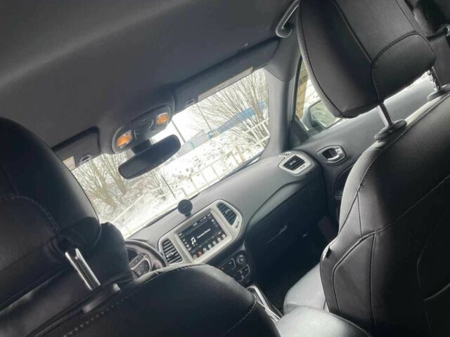 Белый Джип Компас, объемом двигателя 2.4 л и пробегом 30 тыс. км за 13200 $, фото 11 на Automoto.ua