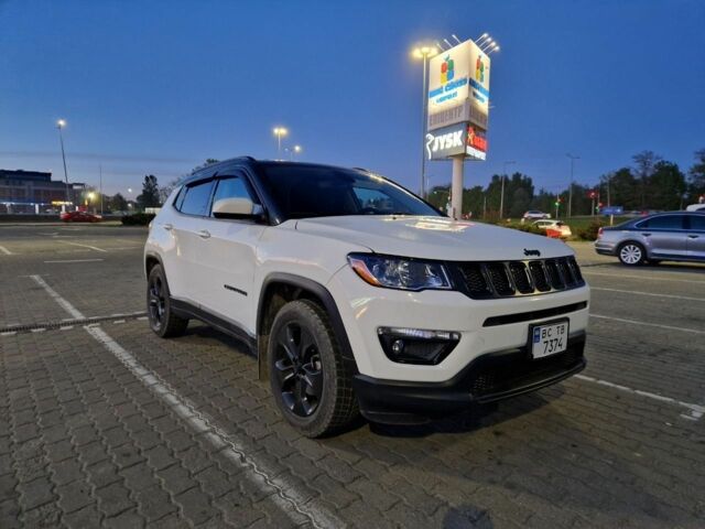 Білий Джип Compass, об'ємом двигуна 2.4 л та пробігом 24 тис. км за 16900 $, фото 1 на Automoto.ua