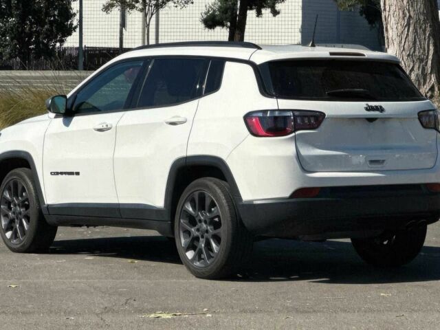 Белый Джип Компас, объемом двигателя 2.4 л и пробегом 14 тыс. км за 9000 $, фото 4 на Automoto.ua
