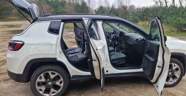 Белый Джип Компас, объемом двигателя 0 л и пробегом 50 тыс. км за 16000 $, фото 2 на Automoto.ua