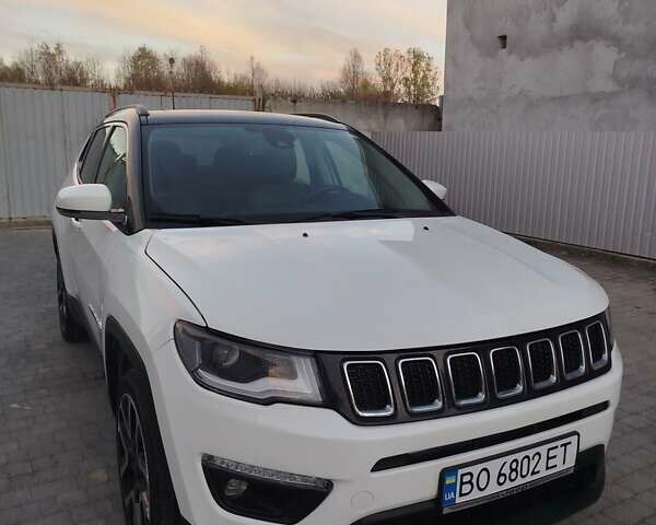 Белый Джип Компас, объемом двигателя 2.36 л и пробегом 95 тыс. км за 16490 $, фото 1 на Automoto.ua