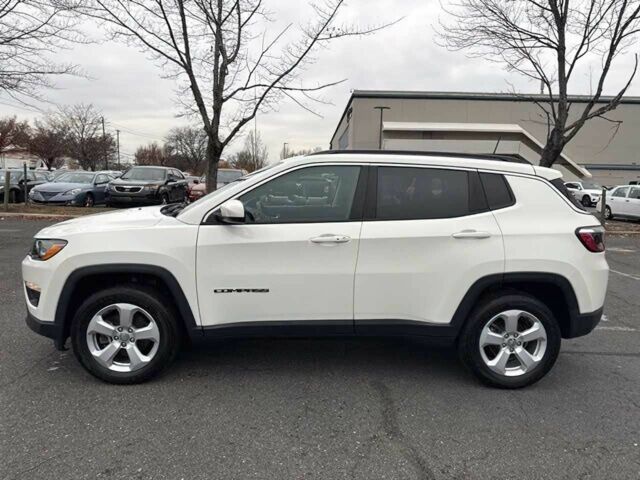 Белый Джип Компас, объемом двигателя 2.4 л и пробегом 16 тыс. км за 9800 $, фото 3 на Automoto.ua