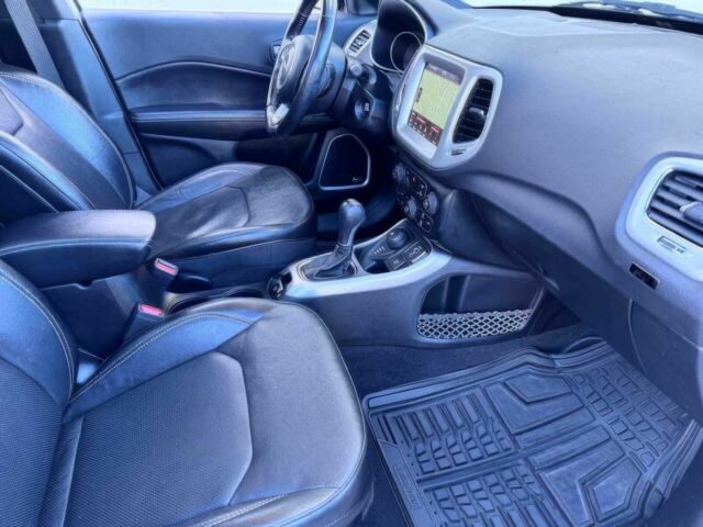 Белый Джип Компас, объемом двигателя 2.4 л и пробегом 17 тыс. км за 8900 $, фото 6 на Automoto.ua