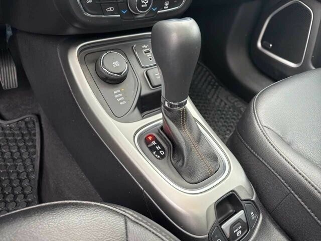 Белый Джип Компас, объемом двигателя 2.4 л и пробегом 16 тыс. км за 9800 $, фото 10 на Automoto.ua