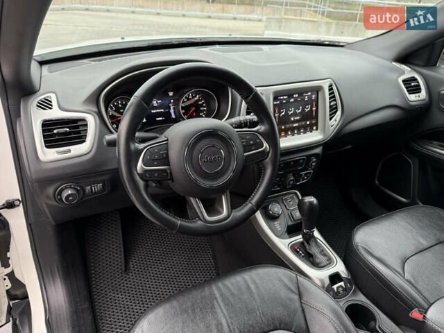 Белый Джип Компас, объемом двигателя 2.36 л и пробегом 126 тыс. км за 16950 $, фото 34 на Automoto.ua