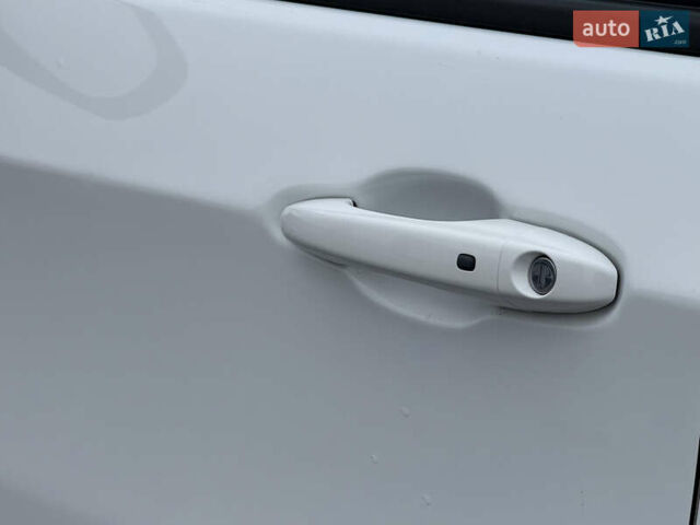 Белый Джип Компас, объемом двигателя 2.36 л и пробегом 126 тыс. км за 16950 $, фото 15 на Automoto.ua