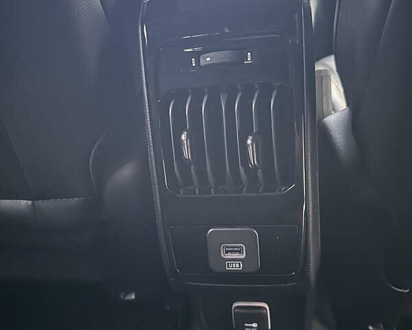 Белый Джип Компас, объемом двигателя 2.36 л и пробегом 31 тыс. км за 19500 $, фото 11 на Automoto.ua