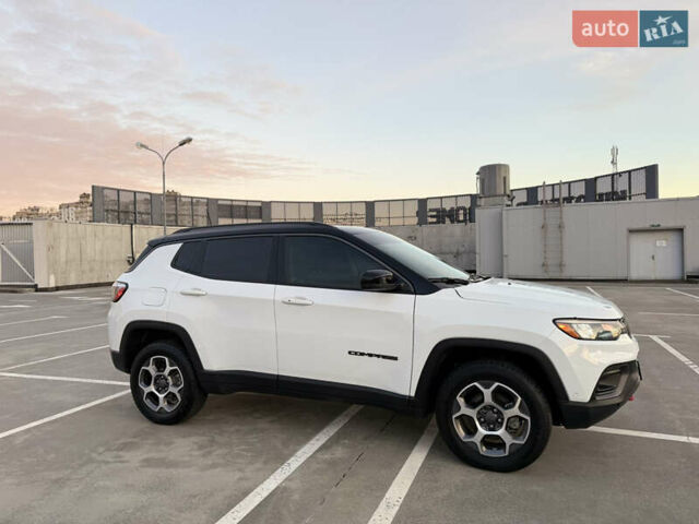 Белый Джип Компас, объемом двигателя 2.36 л и пробегом 45 тыс. км за 21900 $, фото 3 на Automoto.ua
