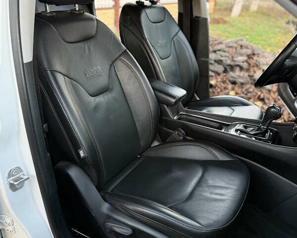 Белый Джип Компас, объемом двигателя 2.36 л и пробегом 98 тыс. км за 18900 $, фото 22 на Automoto.ua