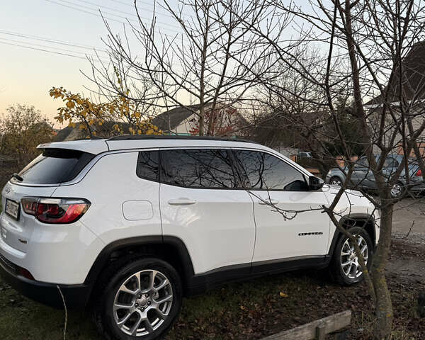 Белый Джип Компас, объемом двигателя 2.36 л и пробегом 98 тыс. км за 18900 $, фото 10 на Automoto.ua