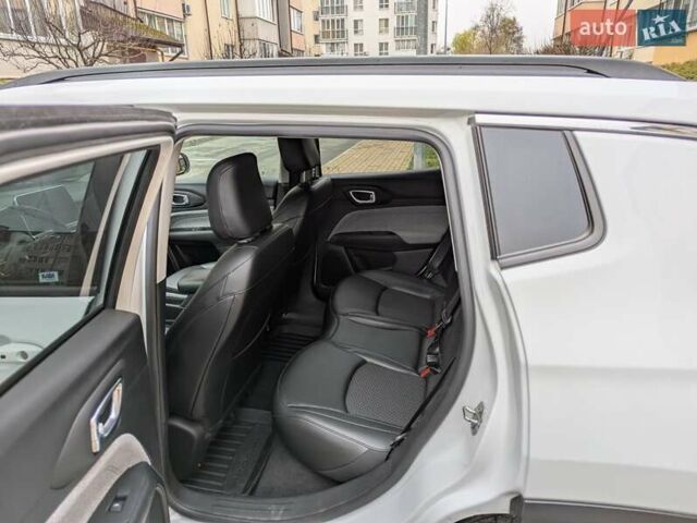 Белый Джип Компас, объемом двигателя 2.36 л и пробегом 41 тыс. км за 22500 $, фото 9 на Automoto.ua