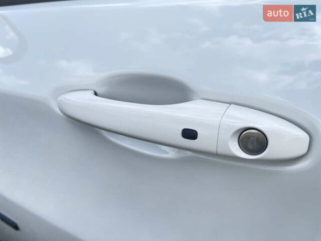 Білий Джип Compass, об'ємом двигуна 2.36 л та пробігом 5 тис. км за 20300 $, фото 32 на Automoto.ua