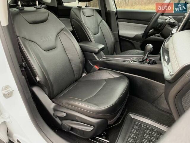 Білий Джип Compass, об'ємом двигуна 2.4 л та пробігом 63 тис. км за 18555 $, фото 38 на Automoto.ua