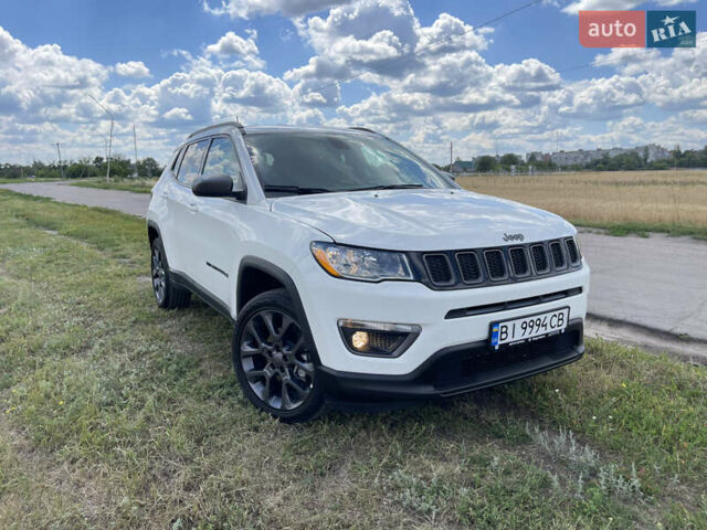 Білий Джип Compass, об'ємом двигуна 2.36 л та пробігом 5 тис. км за 20300 $, фото 1 на Automoto.ua