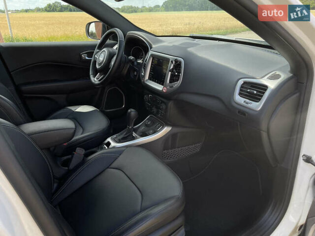 Білий Джип Compass, об'ємом двигуна 2.36 л та пробігом 5 тис. км за 20300 $, фото 10 на Automoto.ua