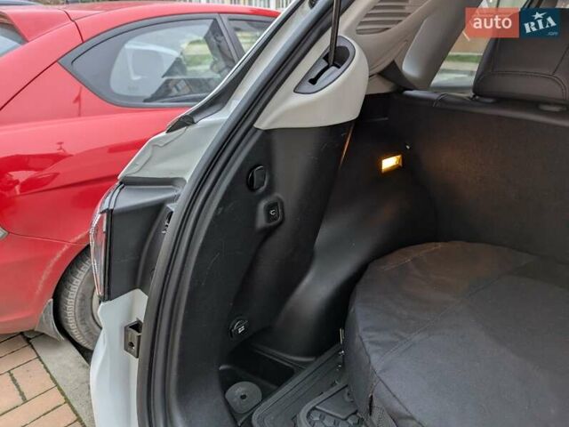 Белый Джип Компас, объемом двигателя 2.36 л и пробегом 41 тыс. км за 22500 $, фото 24 на Automoto.ua