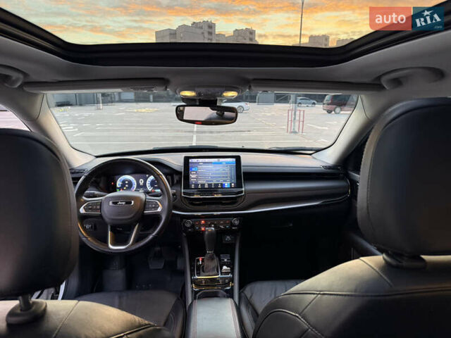 Белый Джип Компас, объемом двигателя 2.36 л и пробегом 45 тыс. км за 21900 $, фото 77 на Automoto.ua