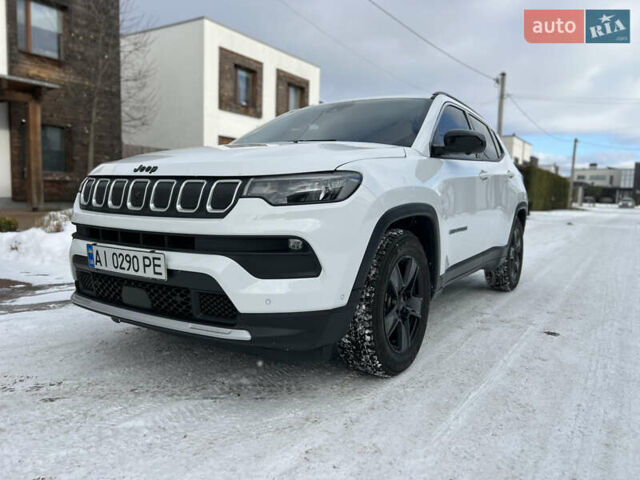 Белый Джип Компас, объемом двигателя 2.36 л и пробегом 62 тыс. км за 19200 $, фото 3 на Automoto.ua