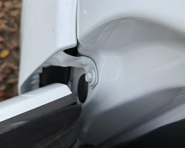 Белый Джип Компас, объемом двигателя 2.36 л и пробегом 98 тыс. км за 18900 $, фото 25 на Automoto.ua