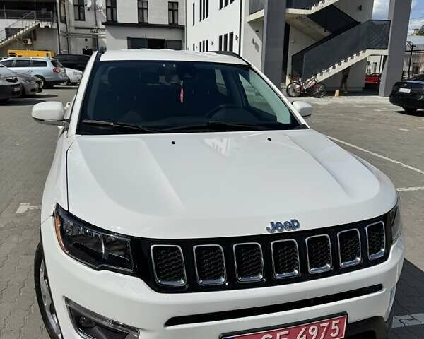 Белый Джип Компас, объемом двигателя 2.4 л и пробегом 118 тыс. км за 16999 $, фото 3 на Automoto.ua