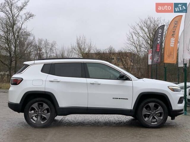 Білий Джип Compass, об'ємом двигуна 2.4 л та пробігом 63 тис. км за 18555 $, фото 21 на Automoto.ua
