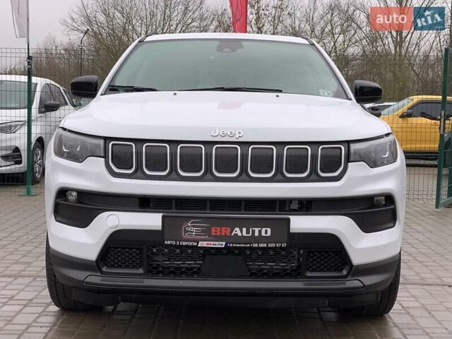 Білий Джип Compass, об'ємом двигуна 2.4 л та пробігом 63 тис. км за 18555 $, фото 3 на Automoto.ua