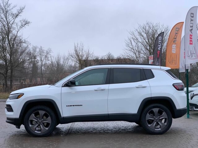 Белый Джип Компас, объемом двигателя 2.4 л и пробегом 63 тыс. км за 18555 $, фото 3 на Automoto.ua