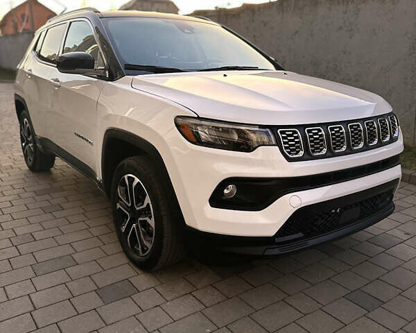 Белый Джип Компас, объемом двигателя 2.36 л и пробегом 31 тыс. км за 19500 $, фото 5 на Automoto.ua