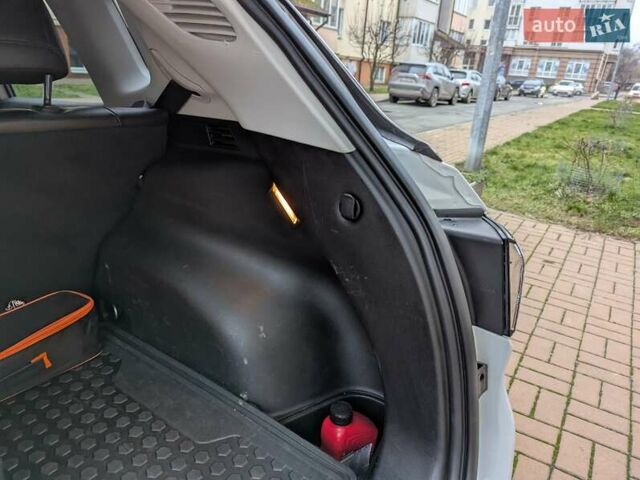 Белый Джип Компас, объемом двигателя 2.36 л и пробегом 41 тыс. км за 22500 $, фото 23 на Automoto.ua