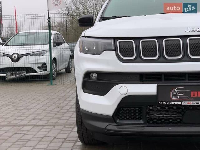 Білий Джип Compass, об'ємом двигуна 2.4 л та пробігом 63 тис. км за 18555 $, фото 8 на Automoto.ua