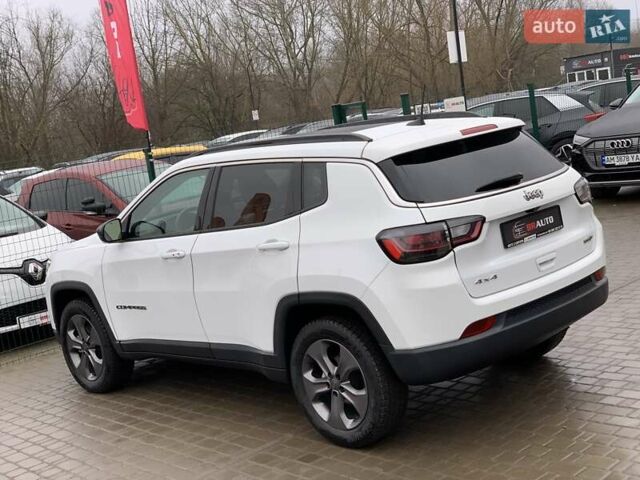 Білий Джип Compass, об'ємом двигуна 2.4 л та пробігом 63 тис. км за 18555 $, фото 18 на Automoto.ua